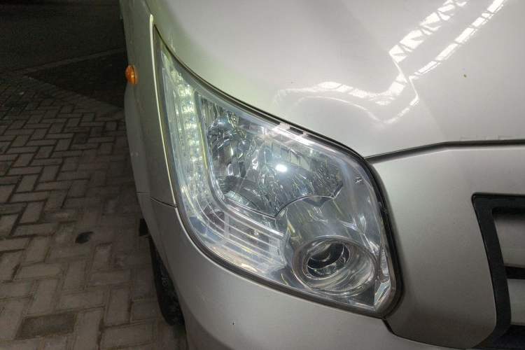 Used Foton Toano  Right Front Headlight