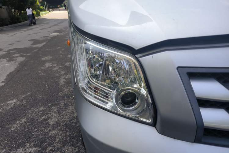 Used Foton Toano  Right Front Headlight