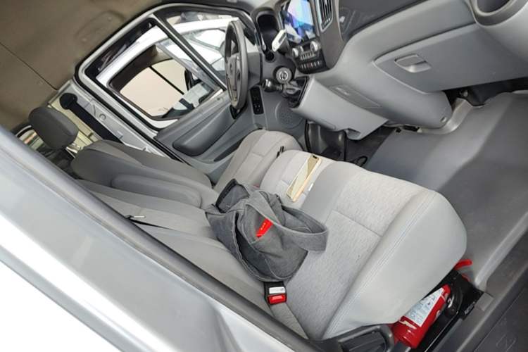 Used Foton Toano 2019 2.5T E54J25TC3 Right Front Seat