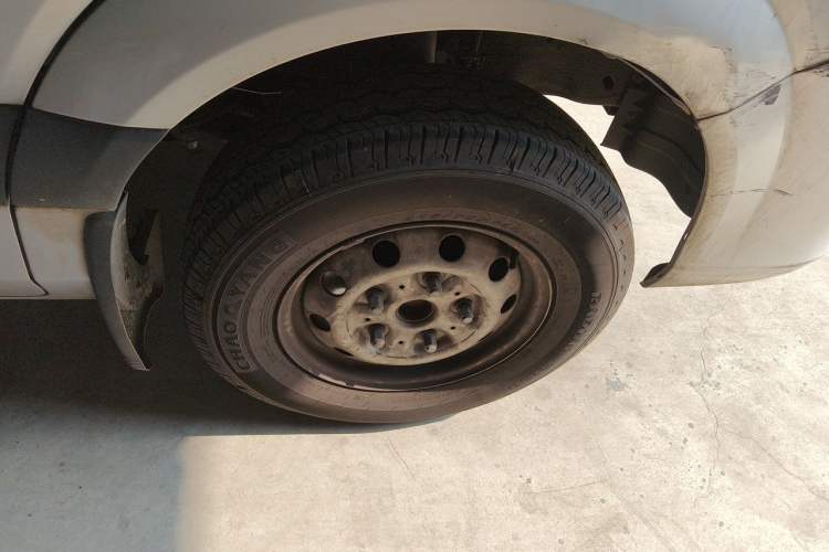 Used Foton Toano 2019 2.5T E Long Wheelbase 7-Seater 4J25TC3 Right Front Wheel Hub