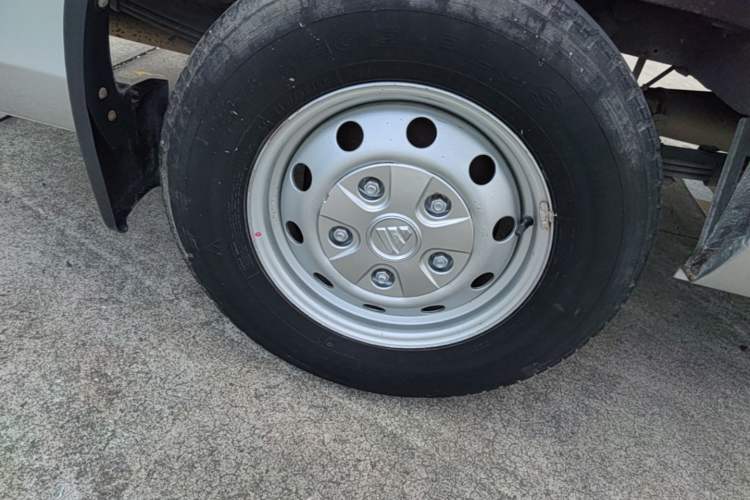 Used Foton Toano 2019 2.5T Mid-Height 4J25TC3 Right Rear Wheel Hub