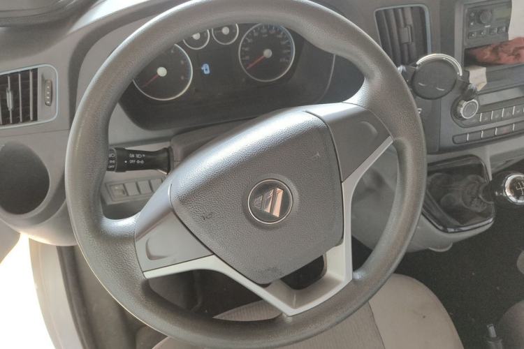 Used Foton Toano 2019 2.5T E Long Wheelbase 7-Seater 4J25TC3 Steering Wheel