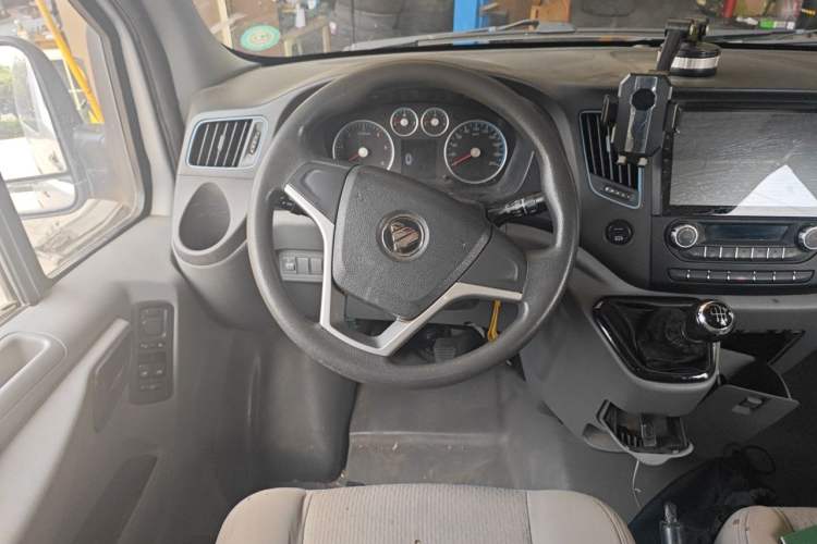 Used Foton Toano 2019 2.5T Multi-Function Long-Wheelbase Mid-Height 5-7 Seater 4J25TC3 Steering Wheel