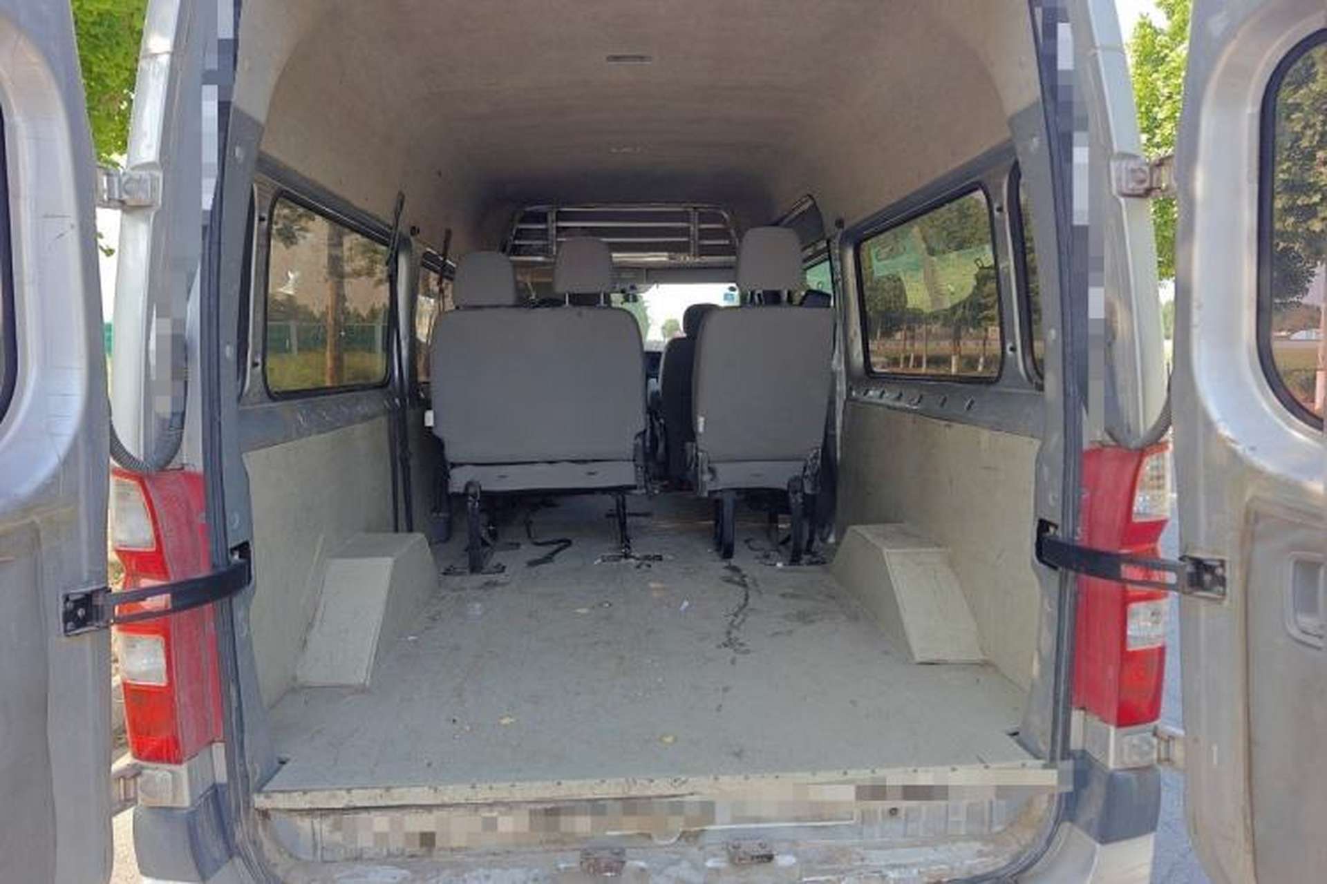 Used Foton Toano 2019 2.5T E Long Wheelbase 7-Seater 4J25TC3 Trunk