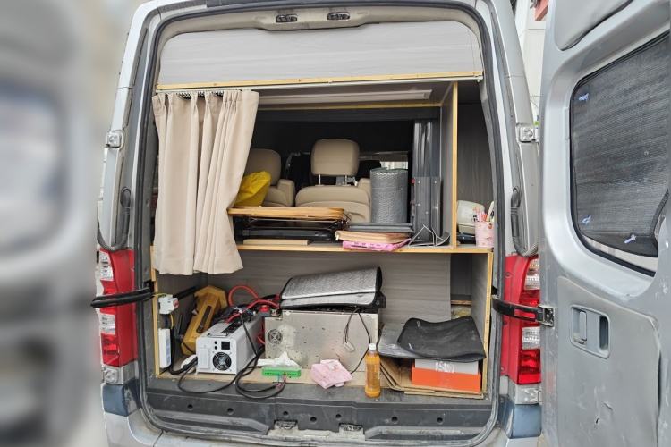 Used Foton Toano 2019 2.5T E7 (5.6 meters) 6-seater 4J25TC3 Trunk