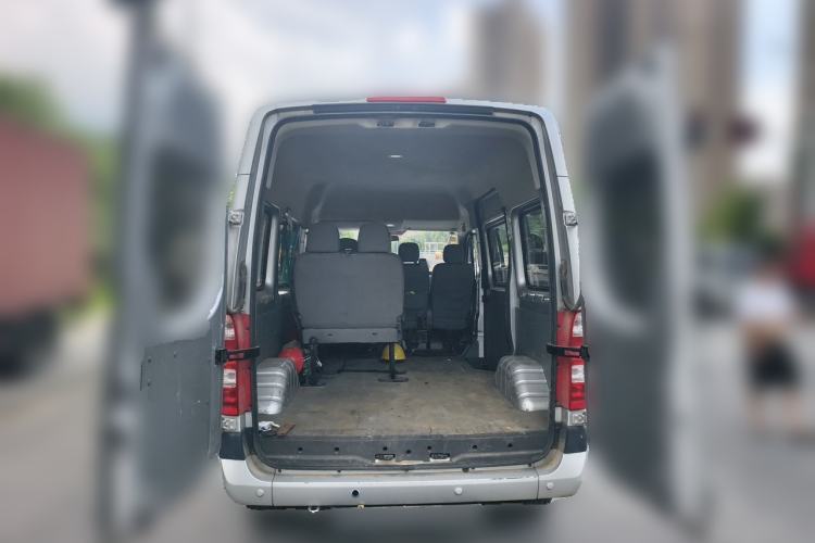 Used Foton Toano 2019 2.5T Multi-Function Short Wheelbase Flat Roof 5-7 Seater 4J25TC3 Trunk