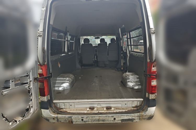 Used Foton Toano 2019 2.5T E Short Wheelbase 5/6-Seater 4J25TC3 Trunk
