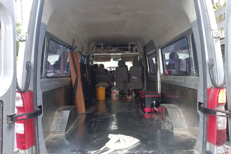 Used Foton Toano 2019 2.5T Extended-Wheelbase Mid-Roof 5-7 Seater 4J25TC3 Trunk
