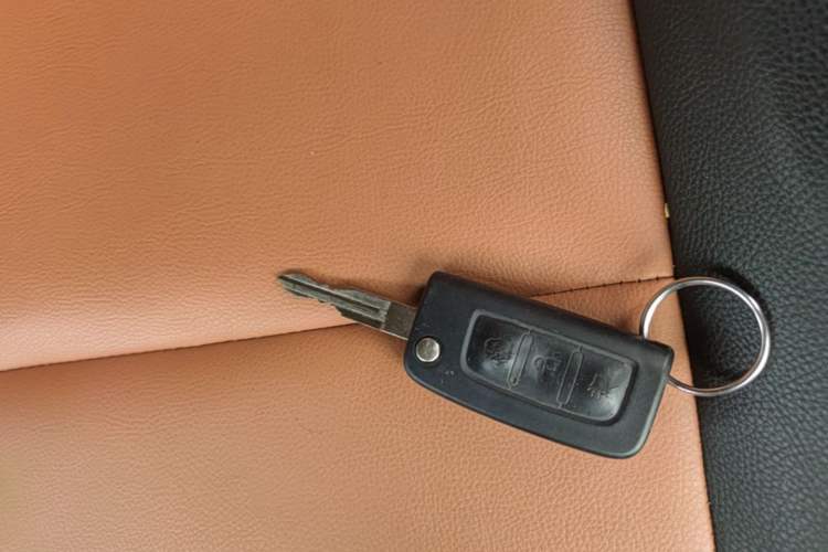 Used Foton Toano 2019 2.5T Mid-Height 4J25TC3 Vehicle Key