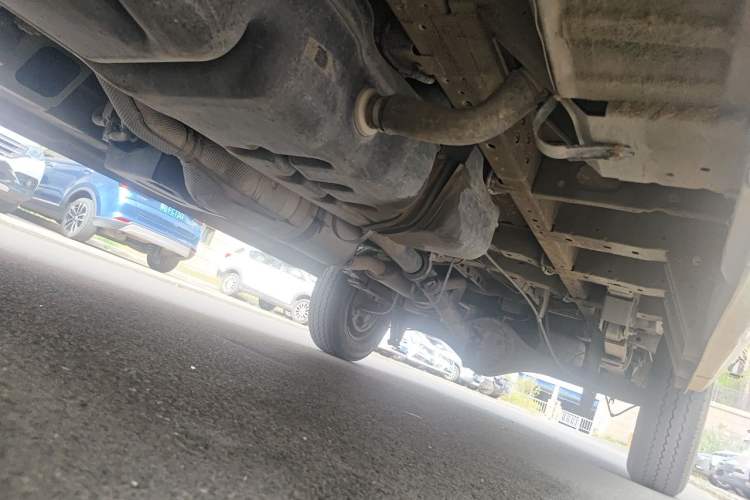 Used Foton Toano 2019 2.5T Mid-Height 4J25TC3 Chassis Front Left