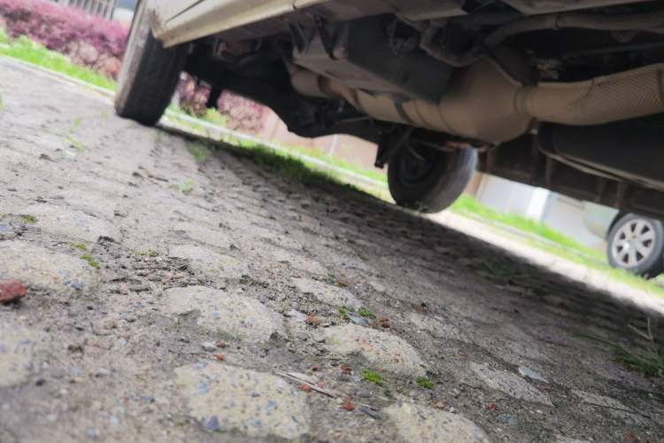 Used Foton Toano 2019 2.5T E7 (5.6 meters) 6-seater 4J25TC3 Chassis Front Right
