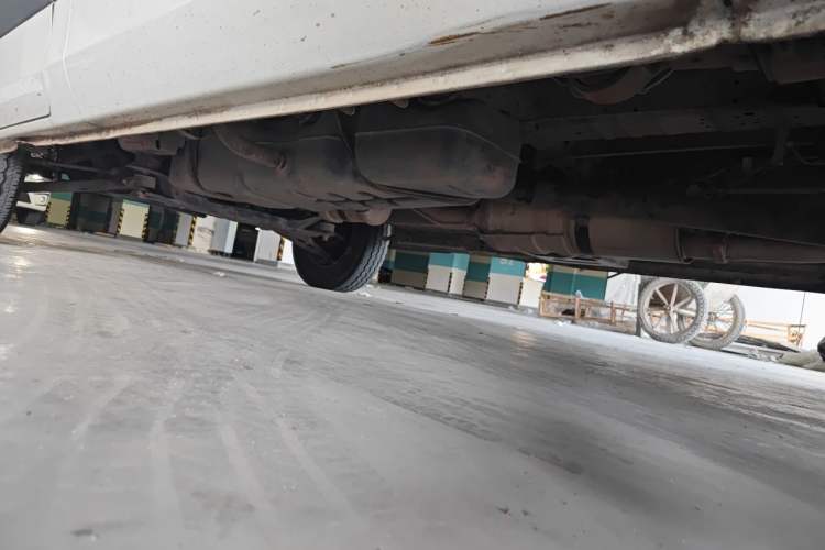 Used Foton Toano 2019 2.5T Flat-Top 5-Seater Open-Window 4J25TC3 Chassis Rear Left