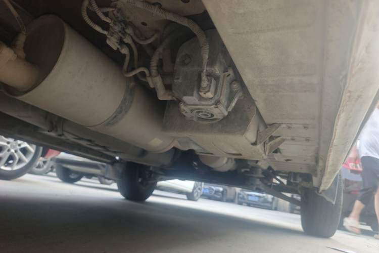 Used Foton Toano 2019 2.8T Van Short Wheelbase Mid-Roof 3-Seater 4J28TC3 Chassis Rear Right