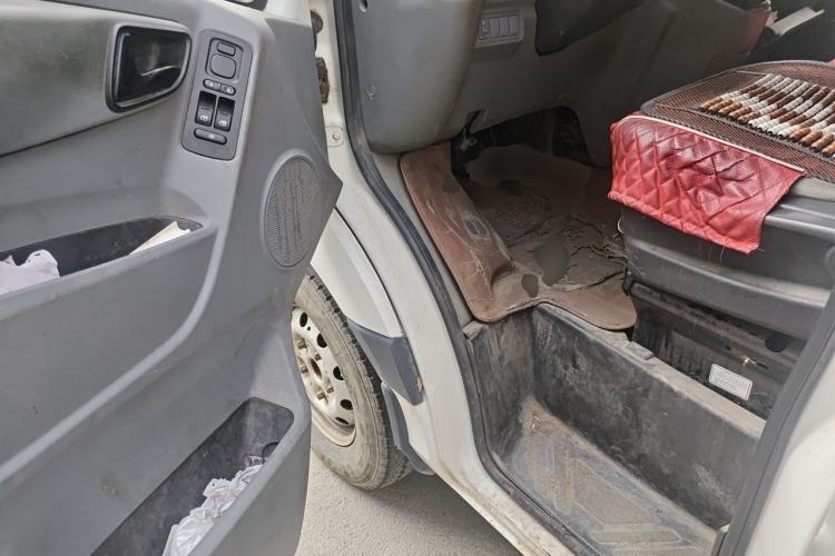 Used Foton Toano 2019 2.5T Mid-Height 4J25TC3 Driver Seat