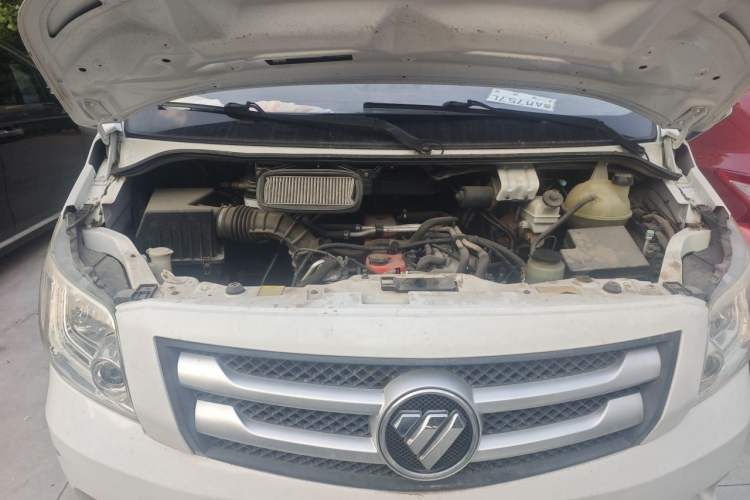 Used Foton Toano 2019 2.8T Van Short Wheelbase Mid-Roof 3-Seater 4J28TC3 Engine Bay
