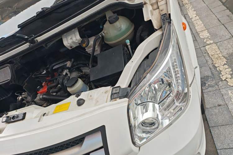 Used Foton Toano 2019 2.5T E54J25TC3 Engine Bay Left
