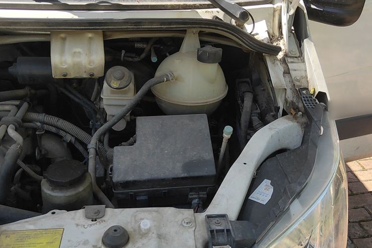 Used Foton Toano  Engine Bay Left