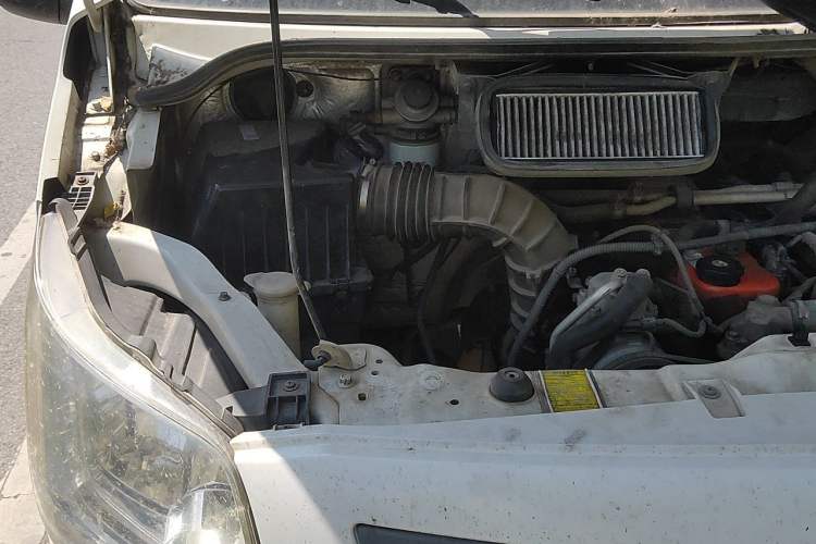 Used Foton Toano  Engine Bay Right