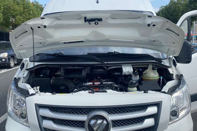 Used Foton Toano 2019 2.5T E Short Wheelbase 5/6-Seater 4J25TC3 Engine Bay
