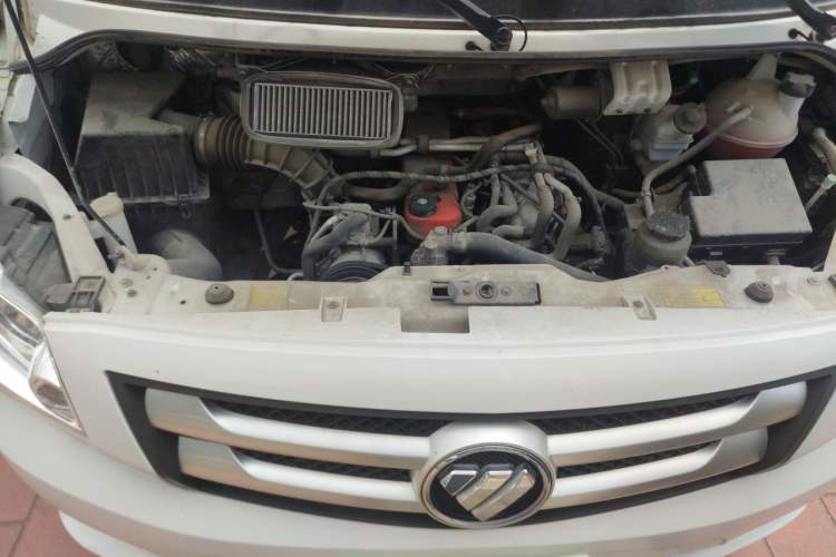 Used Foton Toano 2019 2.5T Flat-Top 5-Seater Open-Window 4J25TC3 Engine Bay