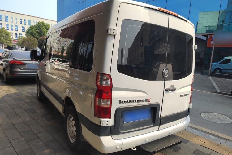 Used Foton Toano 2019 2.5T Flat-Top 5-Seater Open-Window 4J25TC3 Exterior 2