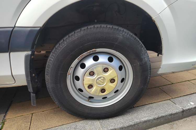 Used Foton Toano 2019 2.5T Flat-Top 5-Seater Open-Window 4J25TC3 Exterior 5