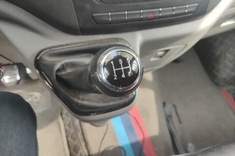 Used Foton Toano 2019 2.8T E5 Van 4J28TC3 Gear Lever