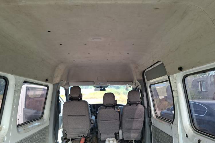 Used Foton Toano 2019 2.5T Multi-Function Long-Wheelbase Mid-Height 5-7 Seater 4J25TC3 Headliner