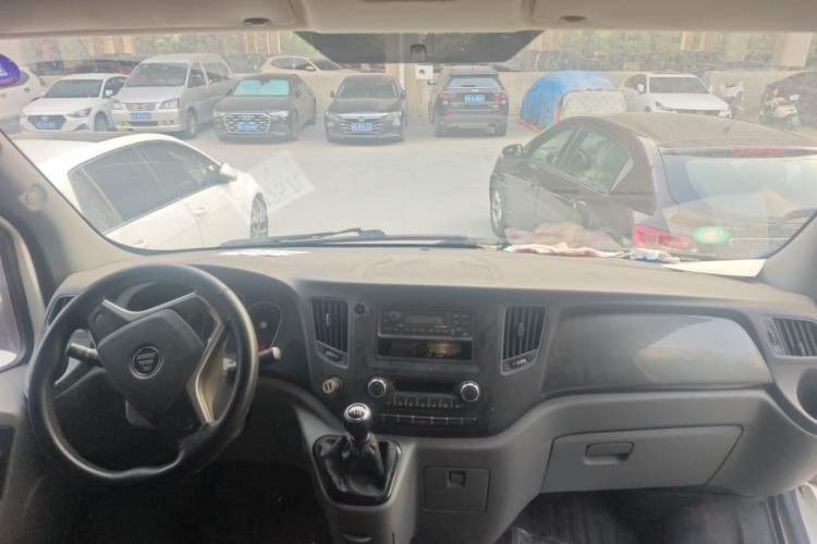 Used Foton Toano 2019 2.8T Van Short Wheelbase Mid-Roof 3-Seater 4J28TC3 Headliner