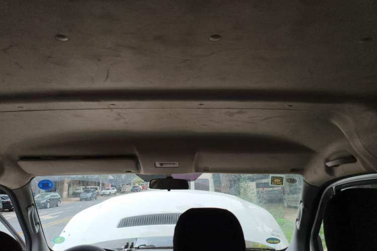 Used Foton Toano 2019 2.5T Flat-Top 5-Seater Open-Window 4J25TC3 Headliner