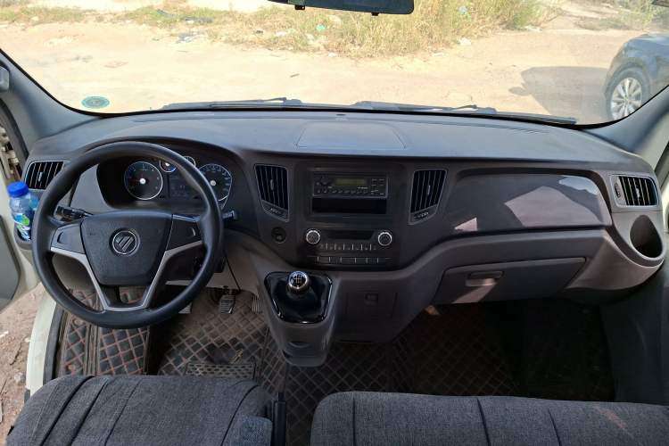 Used Foton Toano 2019 2.5T Multi-Function Long-Wheelbase Mid-Height 5-7 Seater 4J25TC3 Interior 2