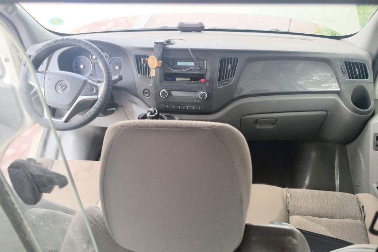 Used Foton Toano 2019 2.8T E5 Van 4J28TC3 Interior 2