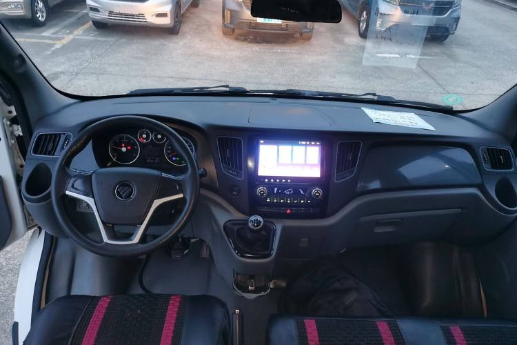 Used Foton Toano 2019 2.5T E54J25TC3 Interior 2