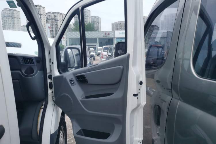Used Foton Toano 2019 2.5T E54J25TC3 Interior 5