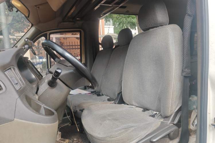 Used Foton Toano 2019 2.5T E Long Wheelbase 7-Seater 4J25TC3 Left Front Seat