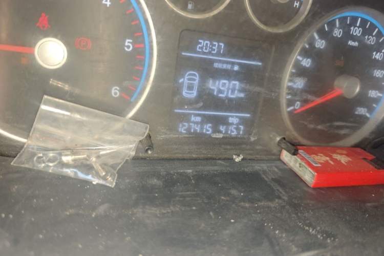 Used Foton Toano 2019 2.8T Van Short Wheelbase Mid-Roof 3-Seater 4J28TC3 Odometer Close Up