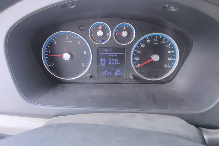 Used Foton Toano 2019 2.8T E5 Van 4J28TC3 Odometer Close Up