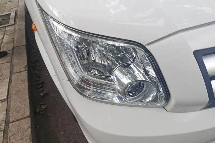Used Foton Toano  Right Front Headlight