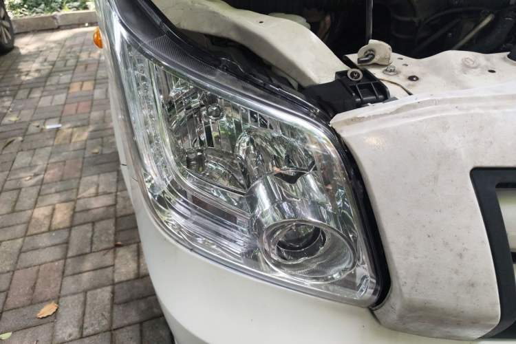 Used Foton Toano  Right Front Headlight