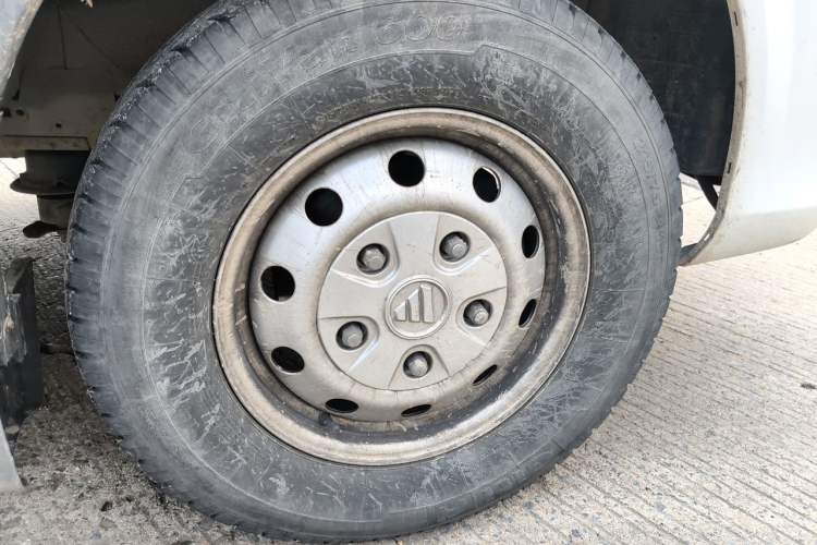 Used Foton Toano 2019 2.0T E Short Wheelbase 5/6-Seater 4G20TI2 Right Front Wheel Hub