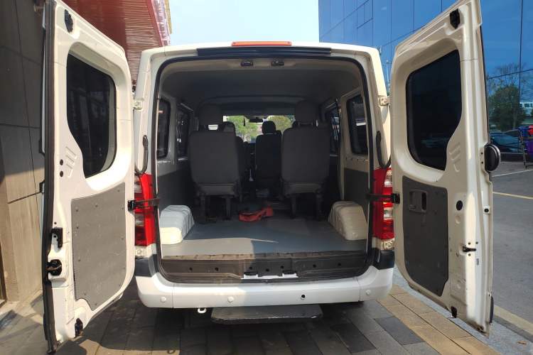 Used Foton Toano 2019 2.5T Flat-Top 5-Seater Open-Window 4J25TC3 Trunk