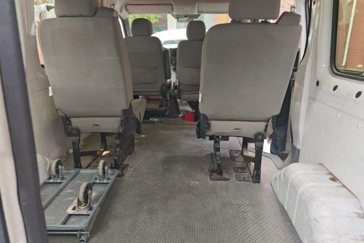 Used Foton Toano 2019 2.5T Flat-Top 5-Seater Open-Window 4J25TC3 Trunk