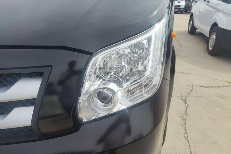 Used Foton Toano 2020 2.5T Manual Tongtu Short Wheelbase Flat Roof 5/6/7-Seater 4J25TC3 Left Front Headlight