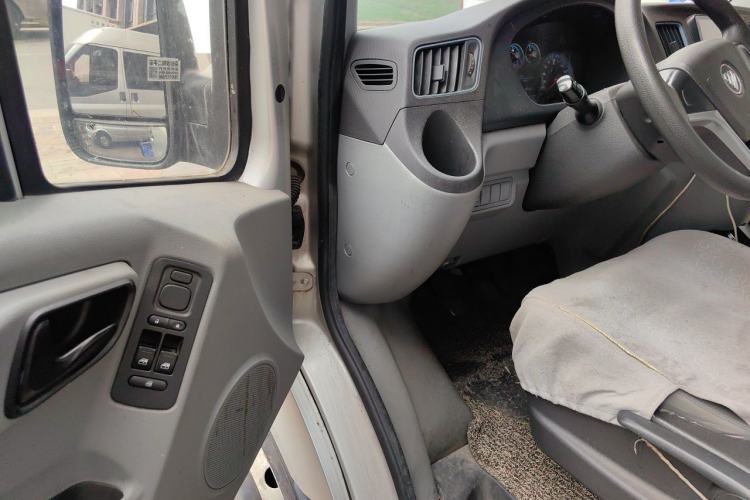 Used Foton Toano 2020 2.5T Manual Tongtu Extended-Wheelbase Mid-Roof 6/7-Seater 4J25TC3 Driver Seat