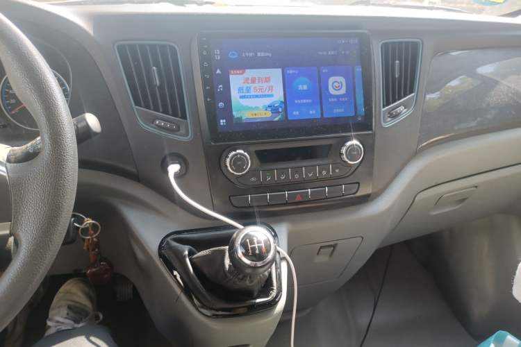 Used Foton Toano 2020 2.5T Manual Tongtu Short Wheelbase Mid-Roof 5/6-Seater 4J25TC3 Audio And AC Panel