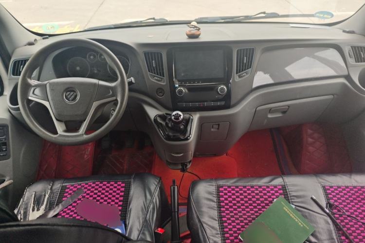 Used Foton Toano 2020 2.5T Manual Tongtu Short Wheelbase Mid-Roof 5/6-Seater 4J25TC3 Center Console