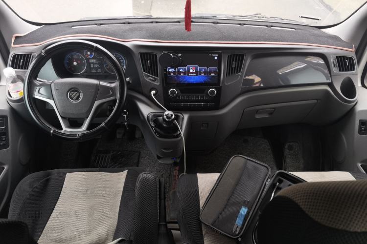 Used Foton Toano 2020 2.5T Manual Tongtu Long Wheelbase Mid-Height 5/6/7-Seater 4J25TC3 Center Console