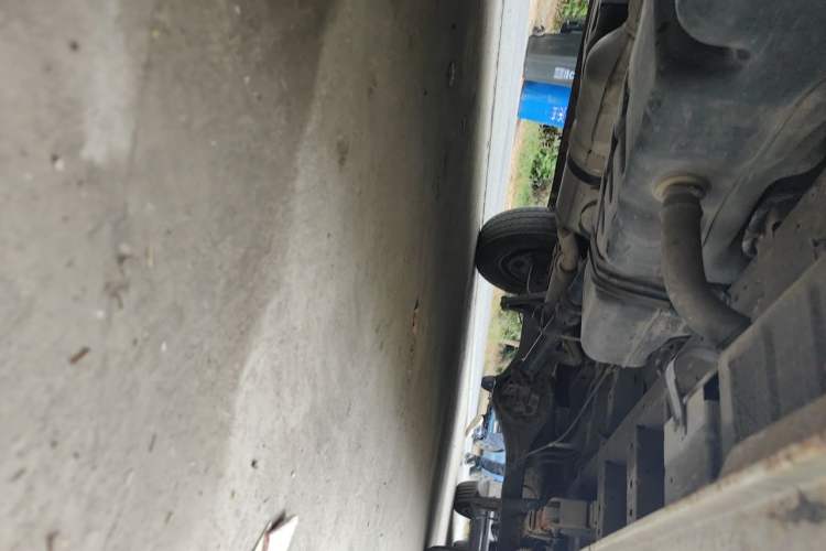 Used Foton Toano 2020 2.5T Manual Tongtu Long Wheelbase Mid-Height 5/6/7-Seater 4J25TC3 Chassis Front Left