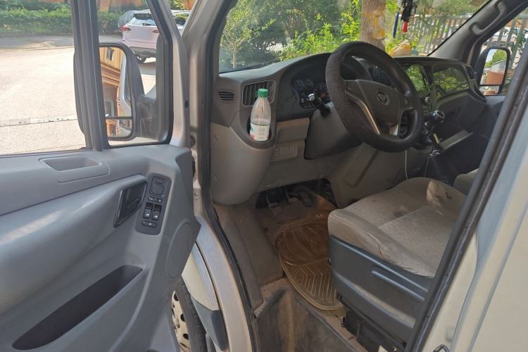 Used Foton Toano 2020 2.5T Manual Tongtu Short Wheelbase Mid-Roof 5/6-Seater 4J25TC3 Driver Seat