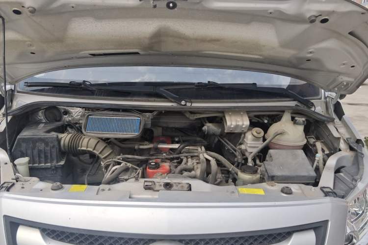 Used Foton Toano 2020 2.5T Manual Tongtu Short Wheelbase Mid-Roof 5/6-Seater 4J25TC3 Engine Bay